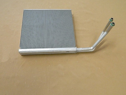 HAVAL H9 Original AC Evaporator Core Assembly (فريزر ثلاجة تبريد هافال H9) 8100111XKV08A