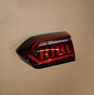 CHERY Tiggo 8 Pro Right Rear Trunk Door Lamp with Dark Red Mask (فانوس كشاف مصباح خلفى باب الشنطة يمين احمر شيرى تيجو 8 برو)  605000239AA